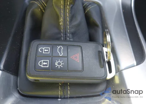 2017 Volvo S60 T6 R-Design Platinum from USA, damaged, VIN YV149MTS8H2432907